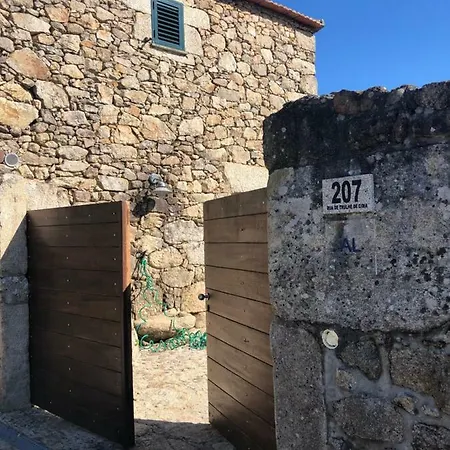 Casa Do Conde Montier *